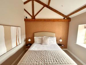 Character filled Courtyard Escape - Vily, Harrogate