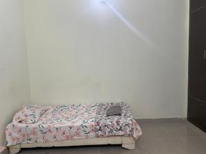 Single bed room for long stay