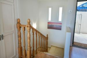 Heated pool and fantastic views BBQ Beach 5 mins