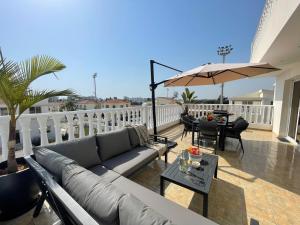 Star Apt in front Nissi whit Sea View