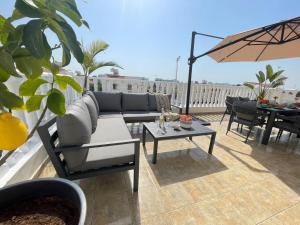 Star Apt in front Nissi whit Sea View