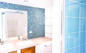 Villas Grasse Mongibello : photos des chambres