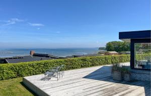 3 Bedroom Beautiful Home In Hejls