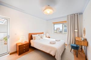 Ocean Terrace - Private Patio with BBQ & Sea view