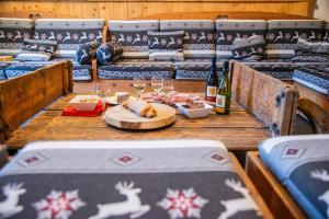 Chalets CHALET de charme 13 personnes avec Sauna SKI O PIEDS : photos des chambres