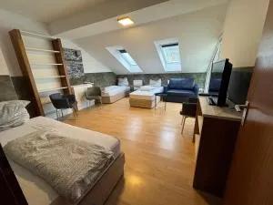 M M Central Apartments Gruppen, Handwerker und Monteure Budget - 霍亨诺伊恩多夫