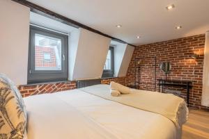 Two bedroom apartment in the heart of Old Lille