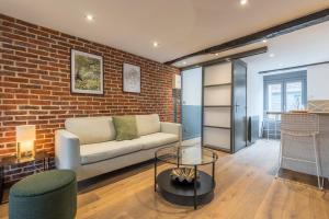Two bedroom apartment in the heart of Old Lille