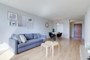 Spacious and Minimalist Apartment on Pentagon City - 4hvězdičkové hotely ve městě Arlington