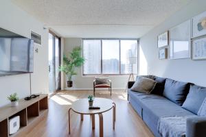 Spacious and Minimalist Apartment on Pentagon City