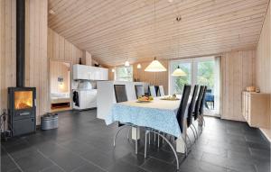 Amazing Home In Ålbæk With Sauna