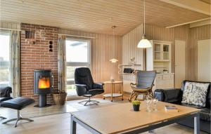 Four-Bedroom Holiday Home In Hvide Sande
