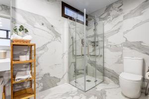 New Apartment 1 ROOM,4 pax,wifi, ACRuzafa market