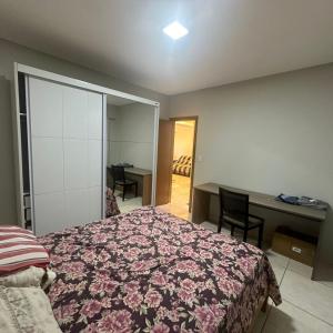 casa com picina na praia ponta da fruta