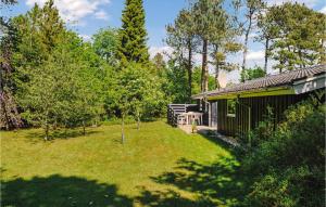 Three-Bedroom Holiday Home In Hals