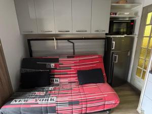 Studio au pied des pistes avec terrasse, parking et animaux acceptés! - FR-1-692-102