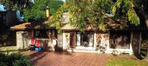 Chalet para 8 o 9 personas, pegado al Bosque Peralta Ramos y a 10 cuadras de las mejores playas del sur de Mar del Plata