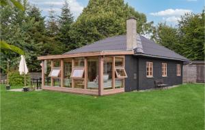 3 Bedroom Stunning Home In Væggerløse