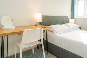 Modern and bright 2-bed home near Ludlow centre - Pass the Keys