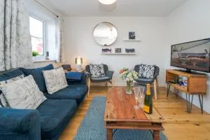 Pass the Keys Modern 2 bedroom home close to town with parking - Onibury