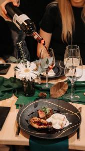 Nature Nest Bran - Adults Only