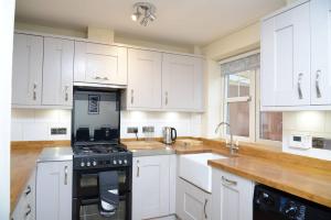 Southampton West with workspace and fast internet