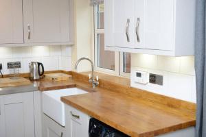 Southampton West with workspace and fast internet