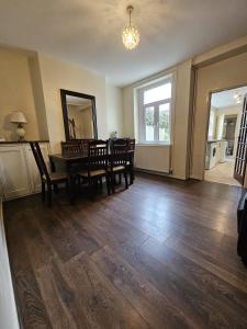 2 bed Cardiff home
