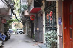 345m2, 3Brs, big Living room, Central Old Quarter