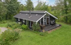 Beautiful Home In Grenaa With Wifi - Grenå