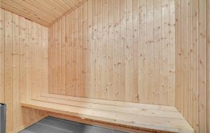 Cozy Home In Ålbæk With Kitchen