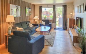 Beautiful Apartment In Hyltebruk