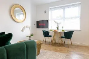 Boutique City Centre Apartments - Taffs Well