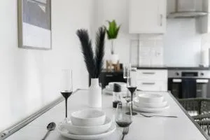 Shanti Modern Relaxing 3BR Home - Giltbrook