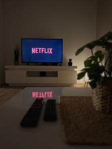 Le Cocon de lArc, parking free