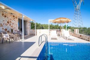 Villa Chrysso Horio 1 by Villa Plus