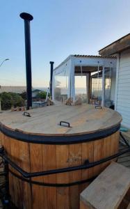 Cabaña con Tinaja a pasos del Mar