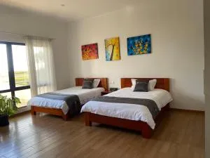 临湖近海奢华别墅 - 劳托卡