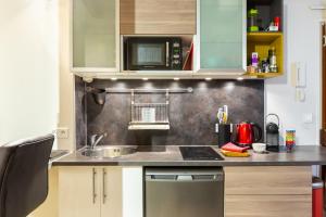 Studio Montonnerre avec terrasse proche Necker et Montparnasse