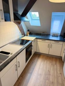 Le Cocon de lArc, parking free