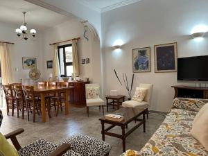 Kato Panayia Cafe Retreat