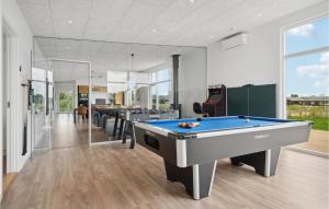 5 Bedroom Pet Friendly Home In Børkop