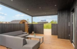 5 Bedroom Pet Friendly Home In Børkop