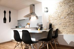 Appartements Duplex LE STUD-71 - 100m de la gare : photos des chambres