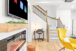 Luxury Family Home - Sleeps 10 - King Bed