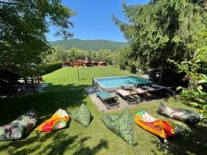 Pensiunea Hétvezér Panzió - Sub Cetate