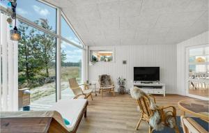 Cozy Home In Thisted With Sauna