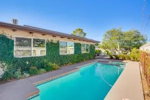 Mtn-View Poolside Oasis 3 Mi to Trail Dust Town! - Tanque Verde