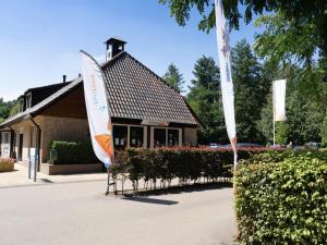 Modern chalet in Maarn for 4 people