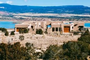 The Grand Hacienda Inn with Breakfast - Los Ojos